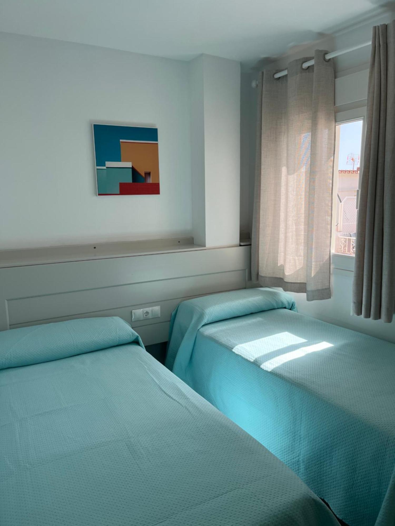 Apartamentos La Proa Торремолінос Екстер'єр фото